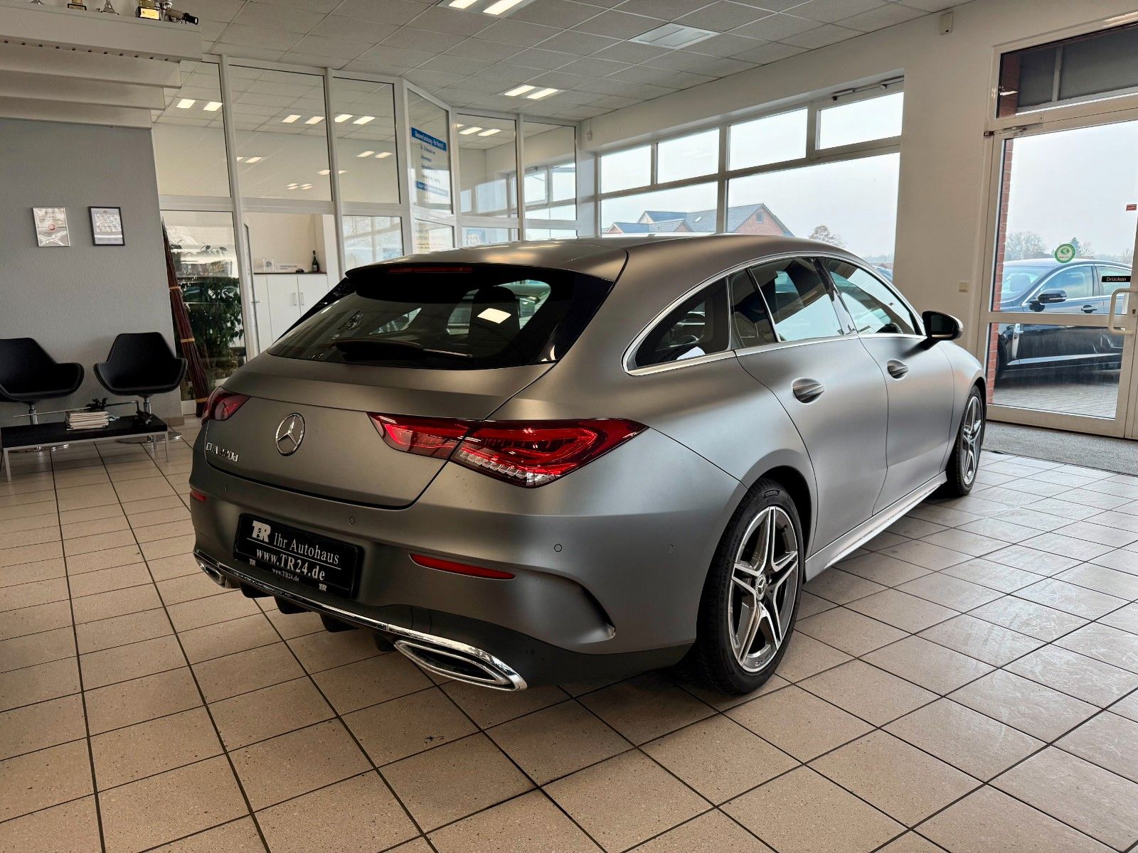 Fahrzeugabbildung Mercedes-Benz CLA 220d Shooting Brake AMG/18Zoll/Kamera/LED