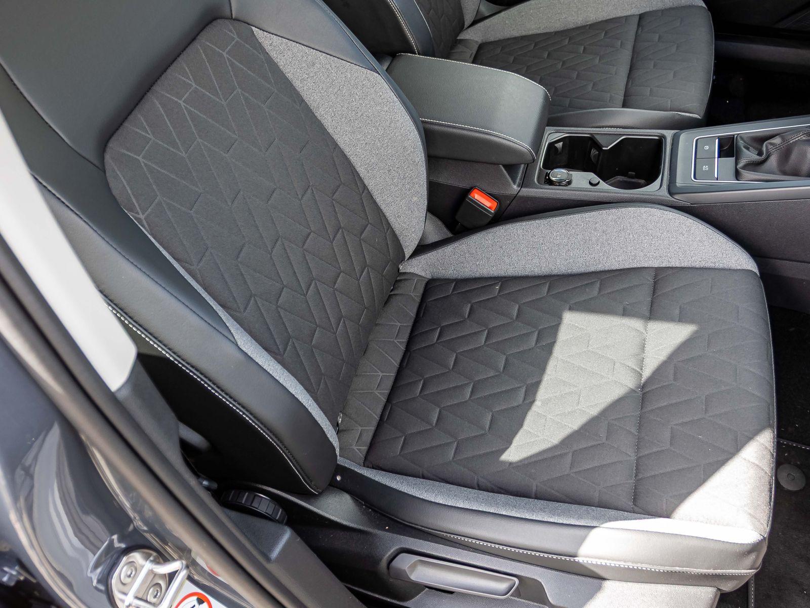 Volkswagen Golf VIII 1.5 TSI Goal, AHK, Navi, LED-Plus, App, миниатюра 16