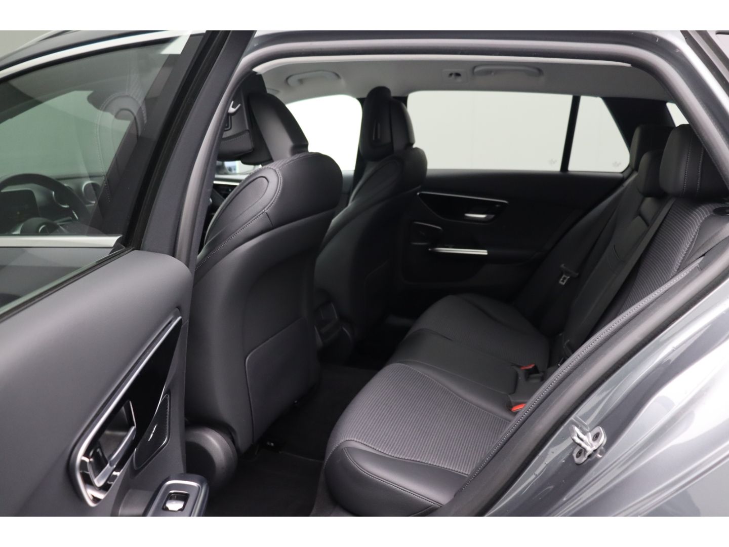 Fahrzeugabbildung Mercedes-Benz C 200 T-Modell LED ACC Digital Cockpit Soundsyst