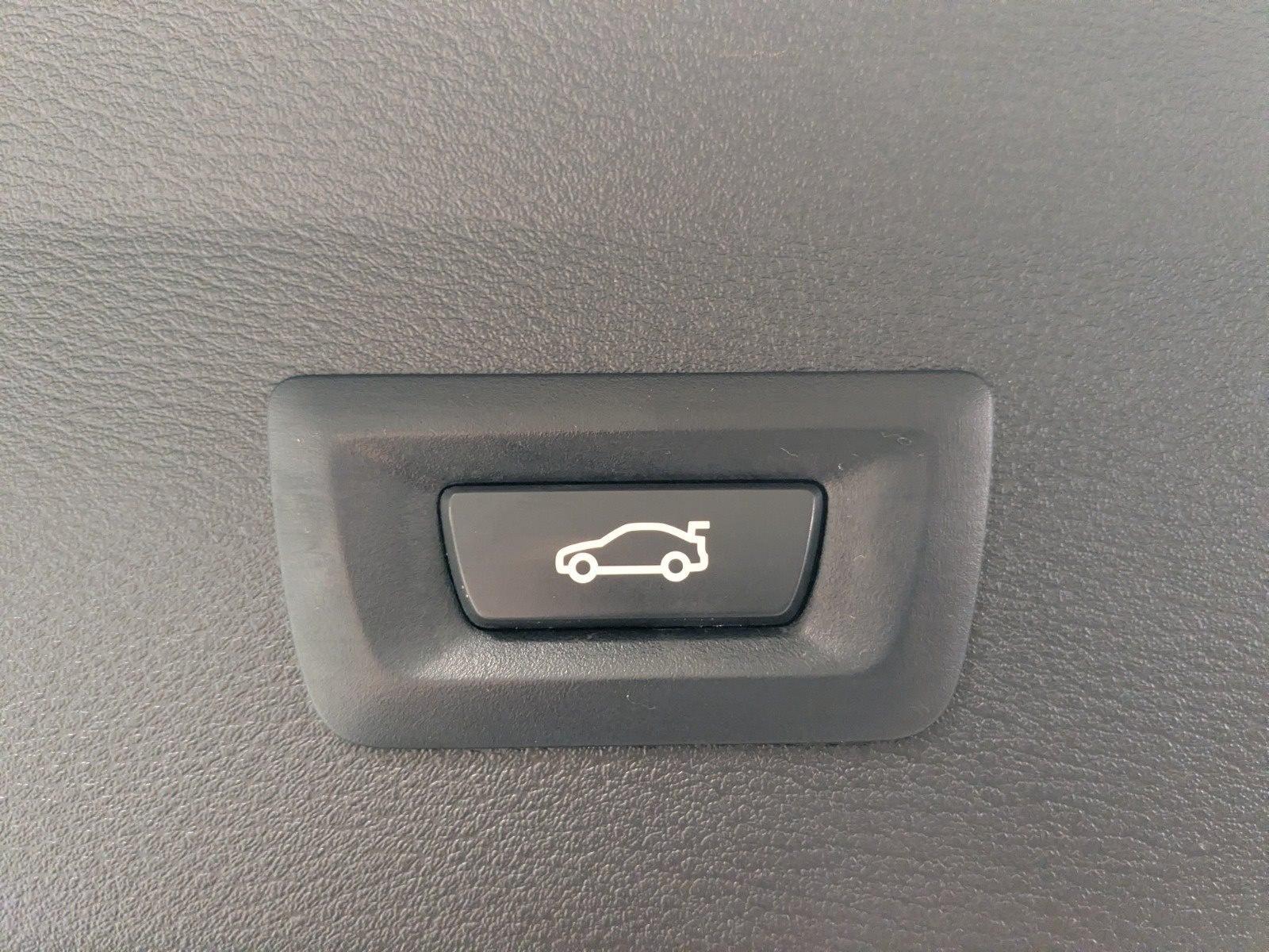 BMW X1 xDrive20d Sport Line HUD RFK DA PA NAVI LED P, миниатюра 24