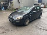 Fiat Punto 1,4 More Klima 5- Türig - Fiat Punto MORE mit Benzin-Antrieb