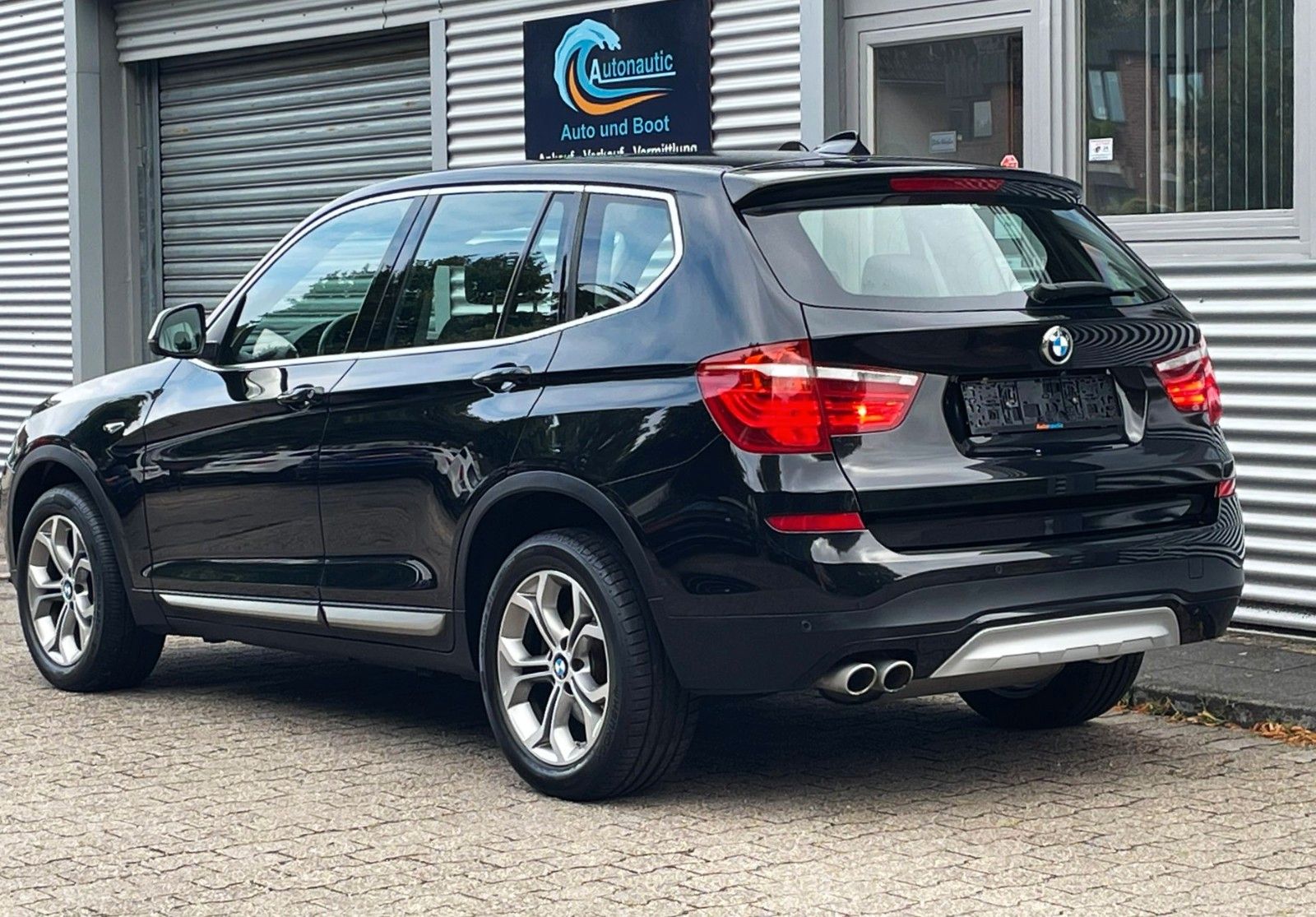 Fahrzeugabbildung BMW X3 xDrive 30d xLine SAG LEDER NAVI LED 360° 1.Hd