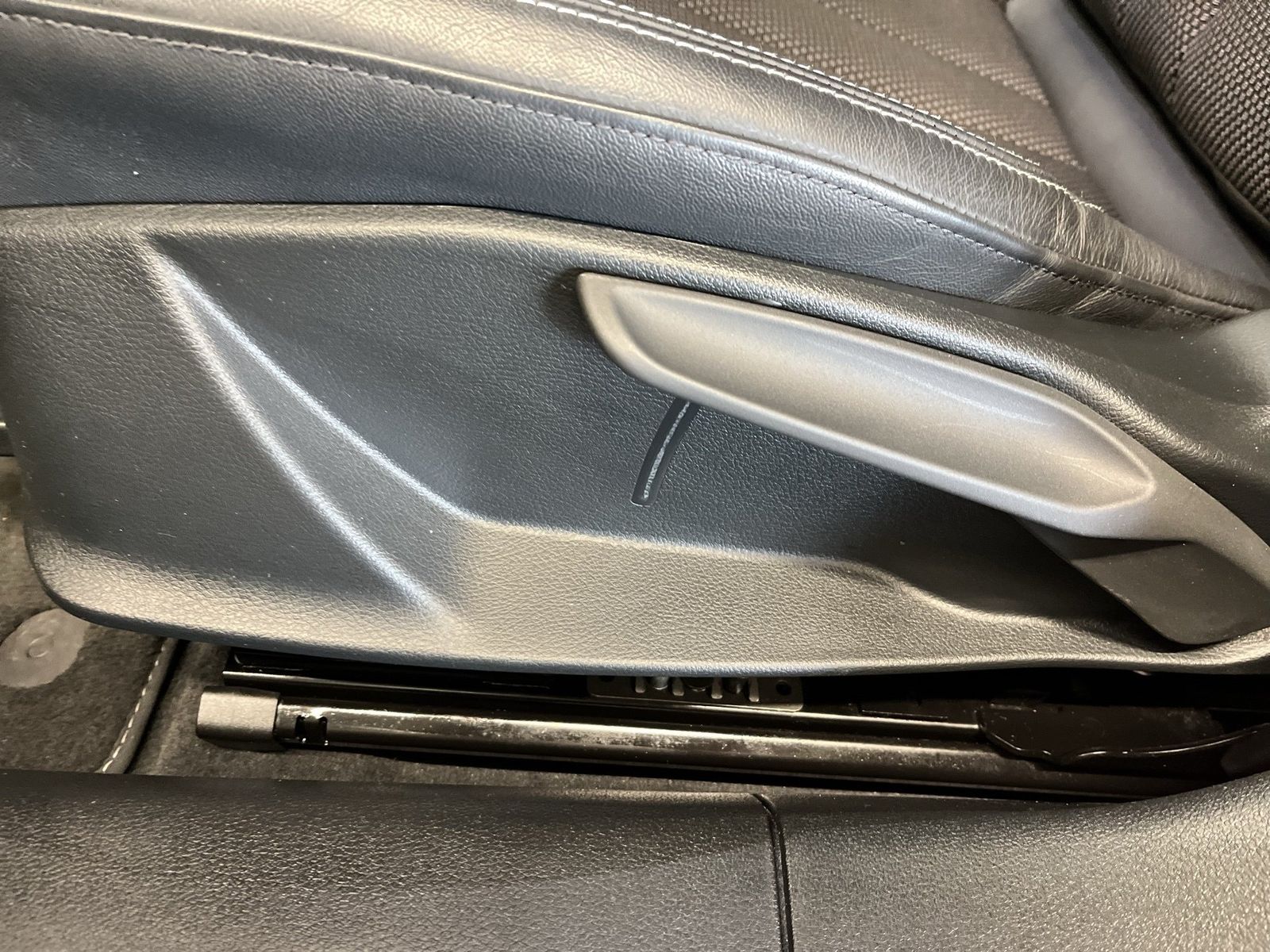Audi A4 - Bild 12
