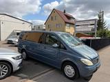 Mercedes-Benz Viano 2.2 CDI lang (639.813) Autom Klima 2.Hand - graue Mercedes-Benz Viano
