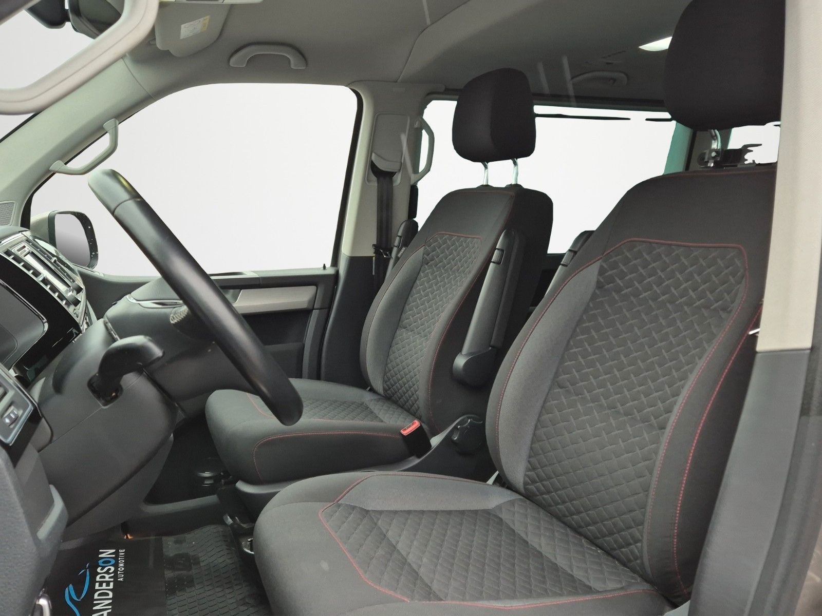 Fahrzeugabbildung Volkswagen T6 2.0 TDI COMFORT DSG AHK LED KAM STHZ WINTERR