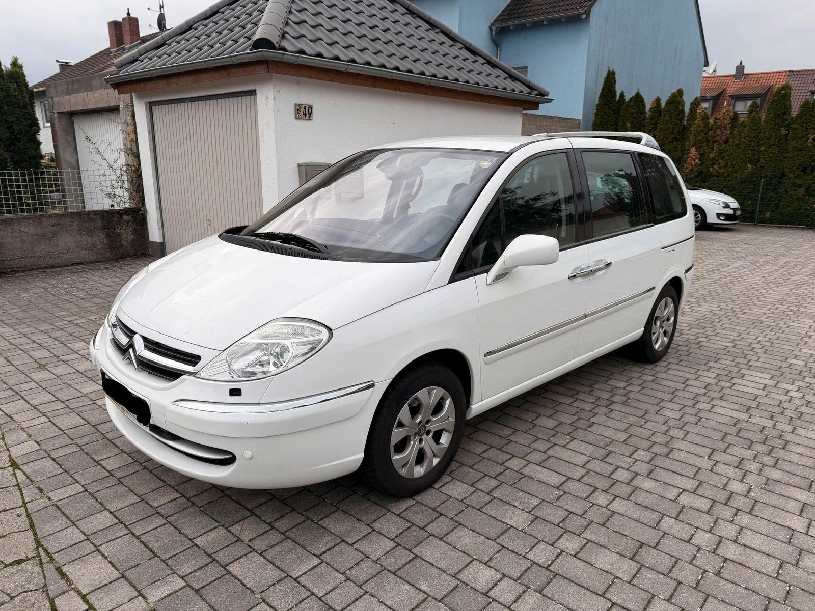 Citroën C8