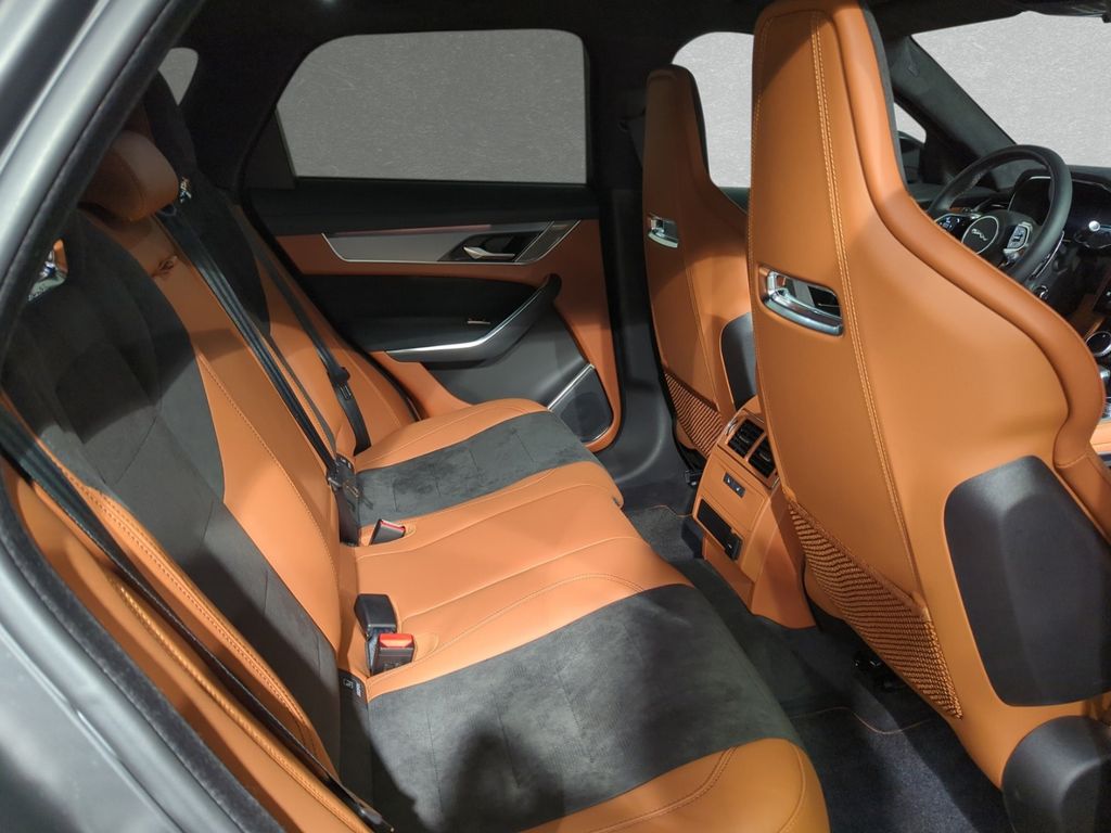 Jaguar F-Pace P550 SVR AHK BLACK-PACK PANORAMA 22