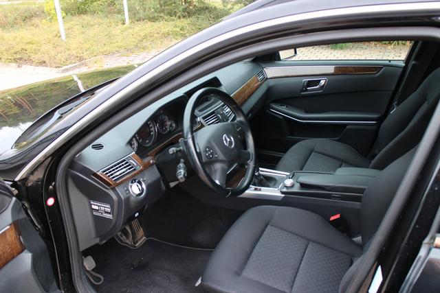 Mercedes-Benz E 200 T-Modell CGI BlueEfficiency – Bild 7