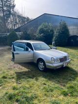Mercedes-Benz Mercedes E320 4matic 7 sitze Japan import - gebrauchte Mercedes-Benz E 320 aus dem Jahr 1998