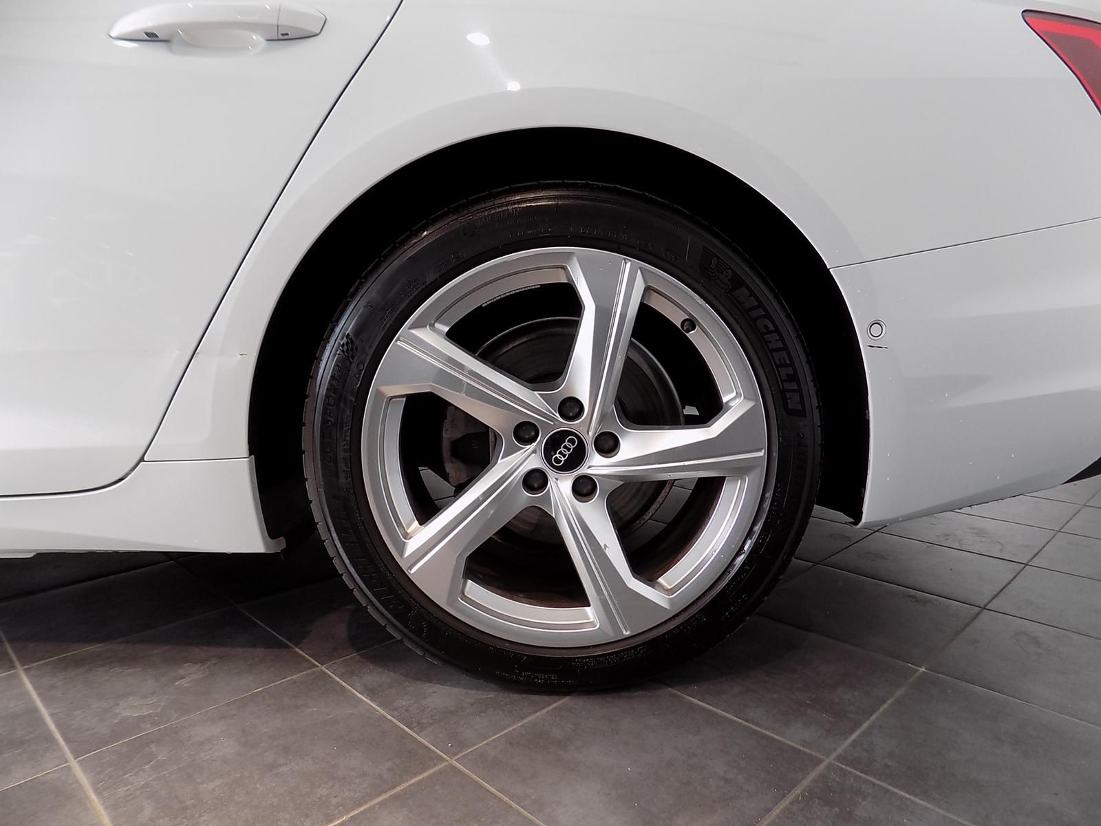 Audi A6 Avant 40 TDI S-Line Sport Plus Navi RFK VC foto 5