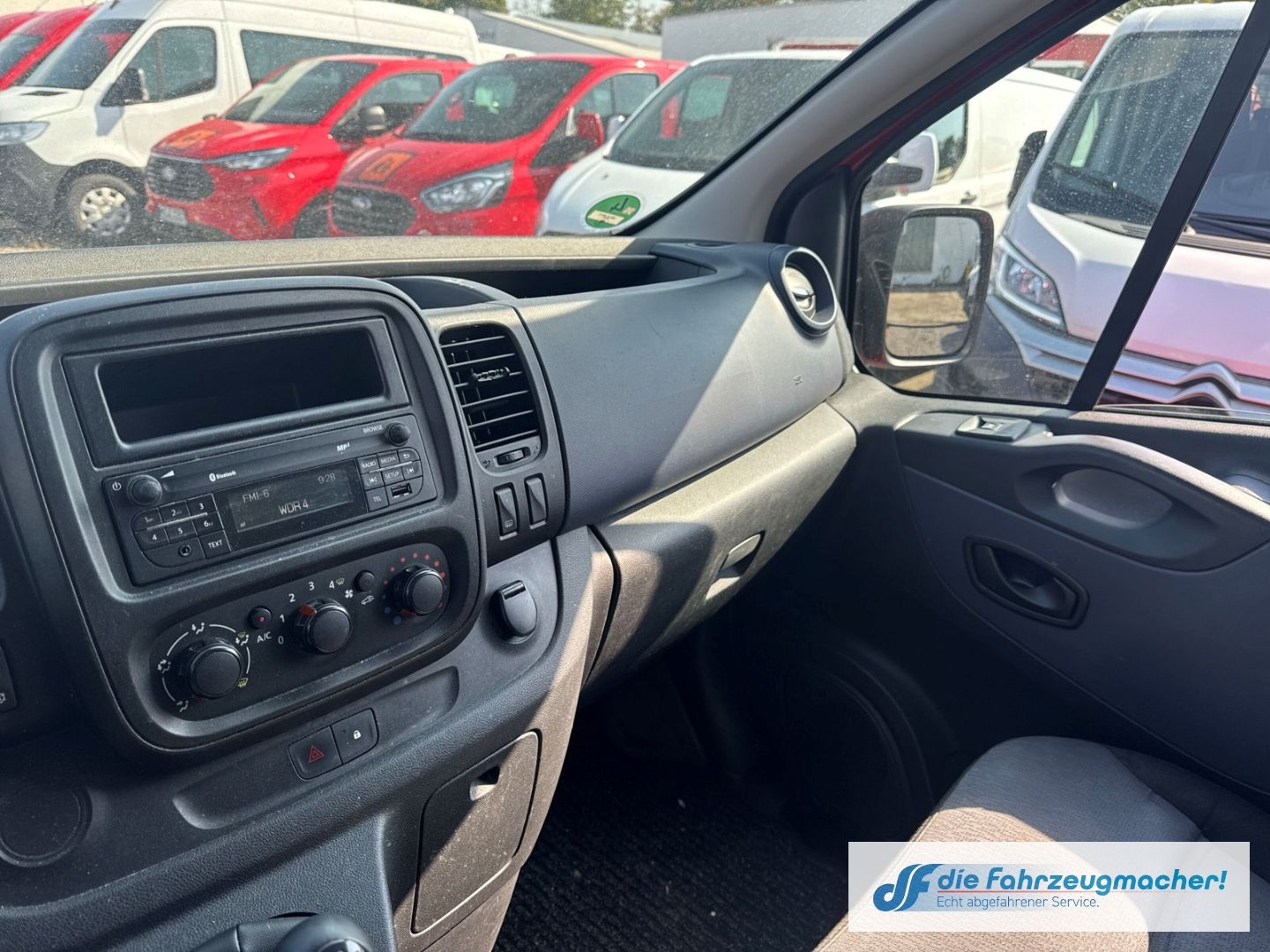 Fahrzeugabbildung Opel Vivaro B Kombi Combi 9Si. L1H1 2,7t *2673 *EXPOR