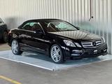 Mercedes-Benz E200 Cabrio CGI BlueEfficiency - Mercedes-Benz E 200: 3 Türen