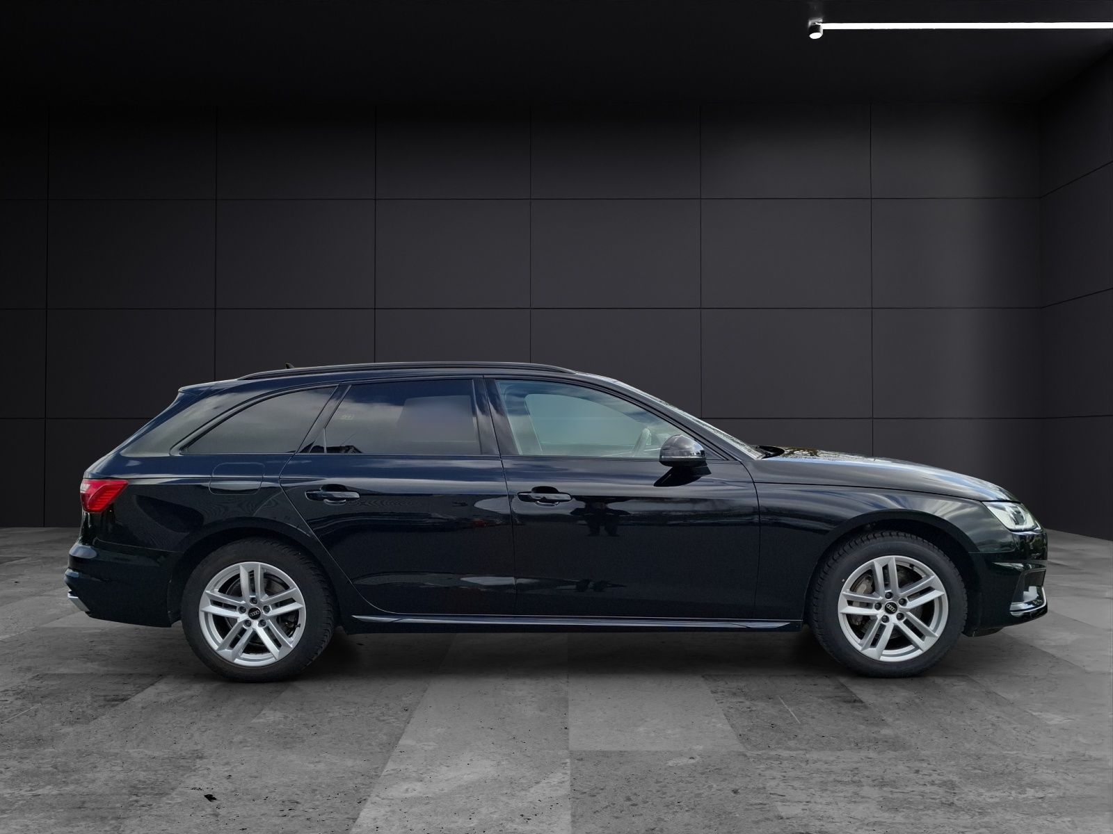 Fahrzeugabbildung Audi A4 Avant 40 TDI advanced S-tronic Navi AVC ACC P