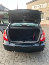Hyundai Hyndai Accent  Schwarz  - Hyundai Accent: Limousine