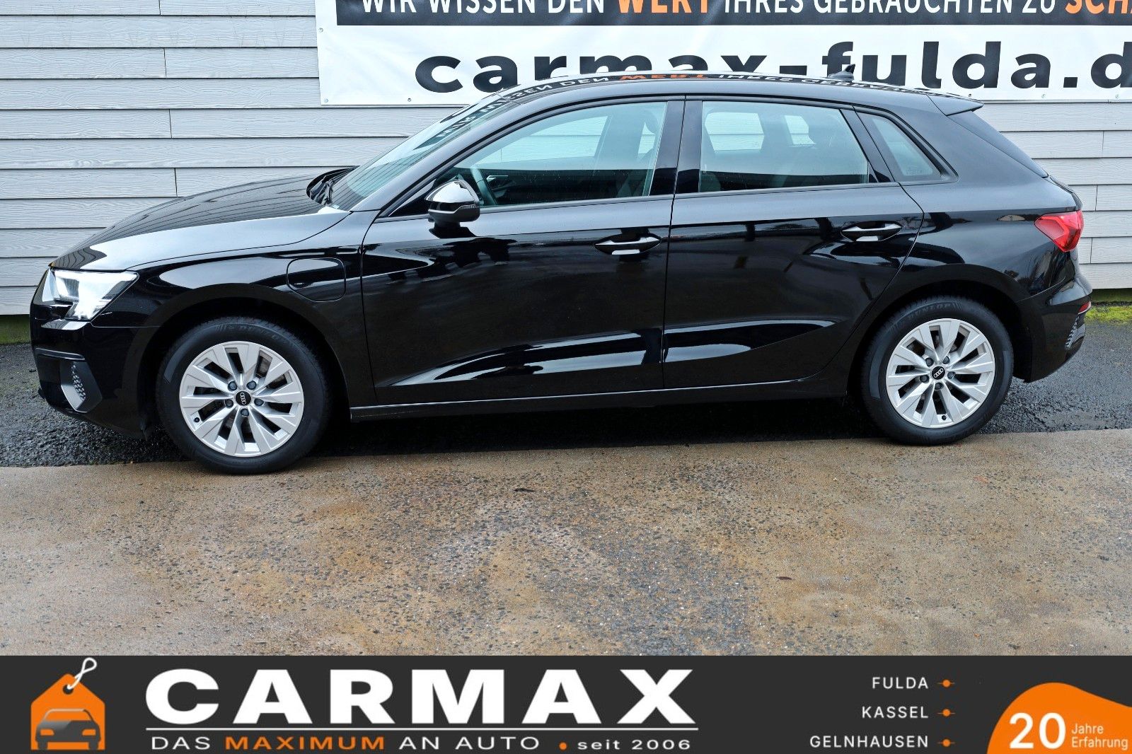 Fahrzeugabbildung Audi A3 40 TFSIe Sportback ACC,LED,CarPlay,SH,PDC