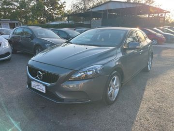 Volvo V40 - 2