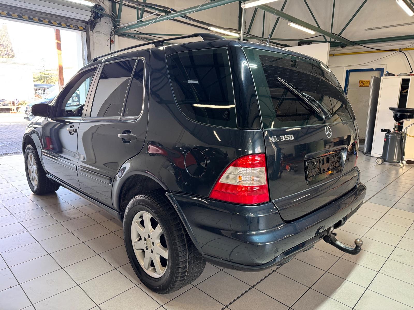 Mercedes-Benz ML350 2004 — photo 5