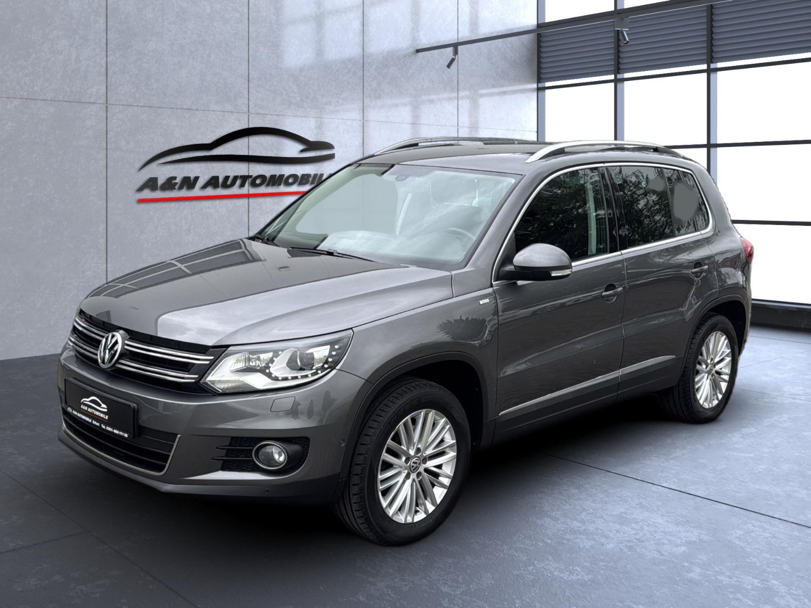 VW Tiguan Cup Sport &amp; Style 4Motion+BI-XENON+NAVI