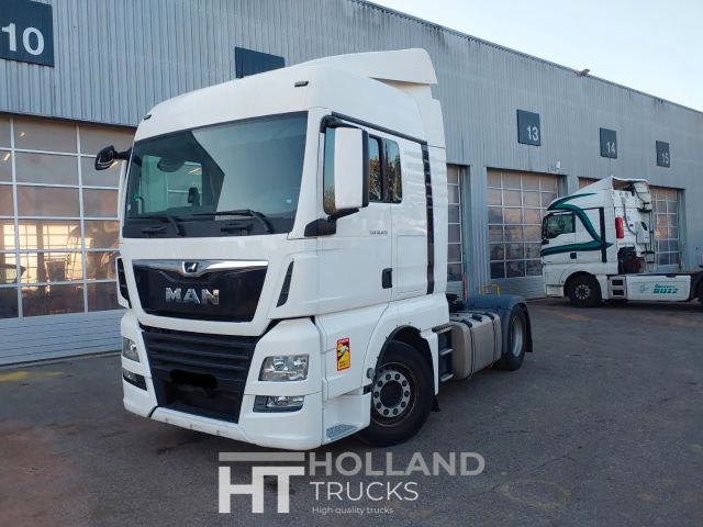 MAN TGX 18.470 XLX - RETARDER - 2 TANKS -TOPCONDITIO