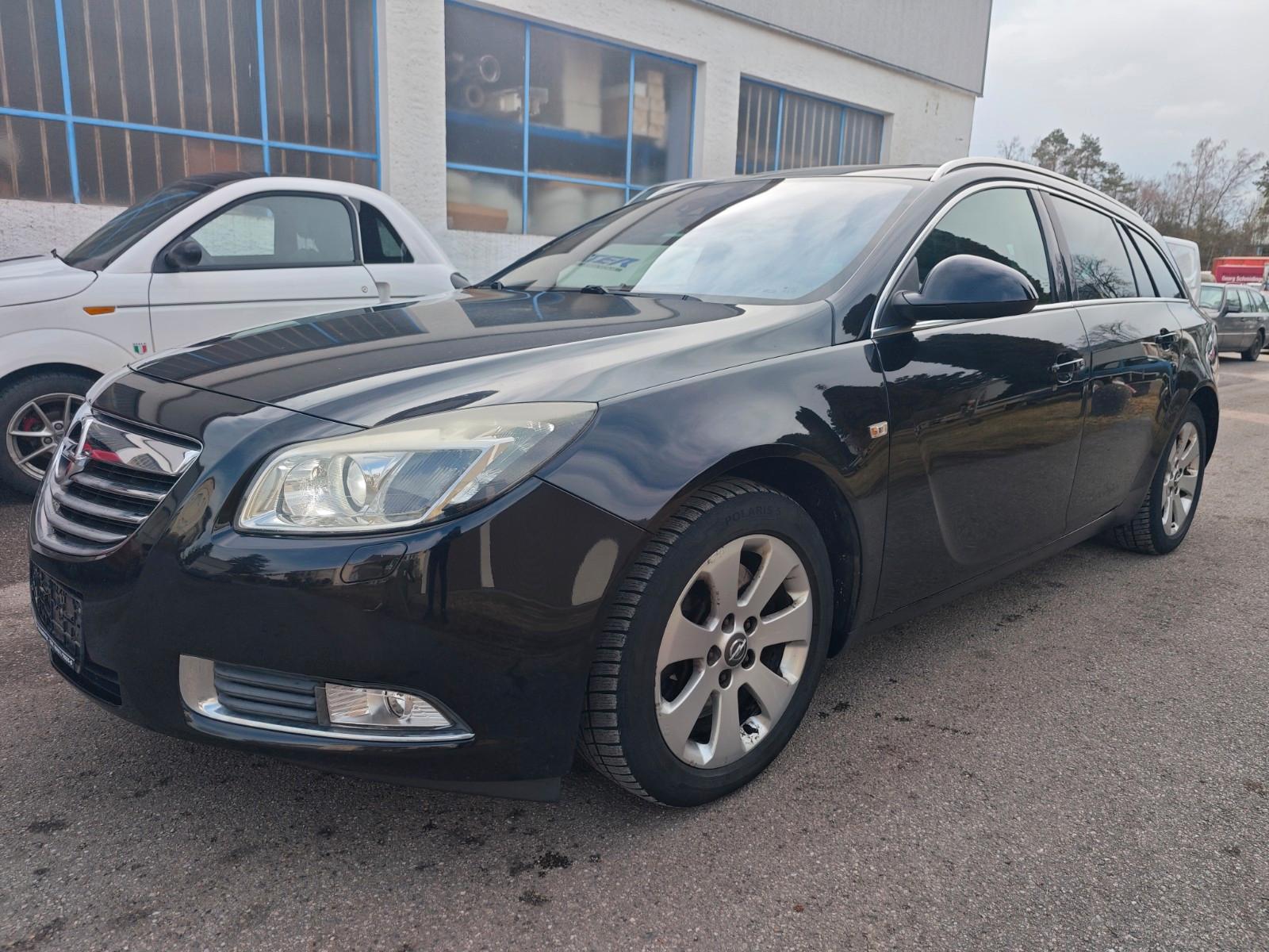 Opel Insignia Tourer Sport 4x4*EURO 5*TÜV*ALU*XENON*