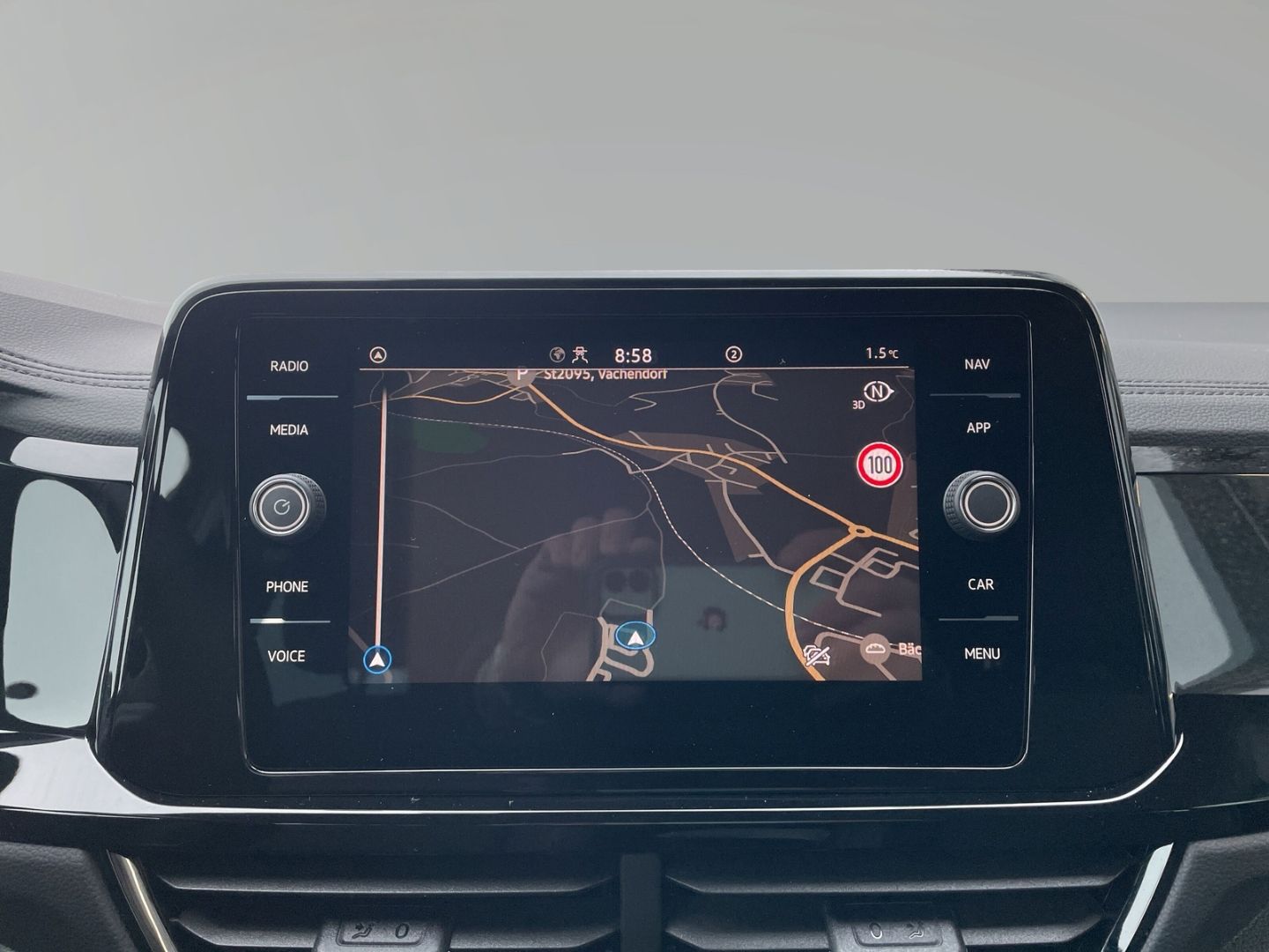 Volkswagen T-Roc - Bild 12