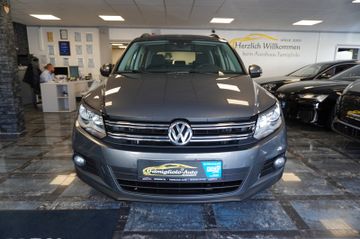 Volkswagen Tiguan - 11