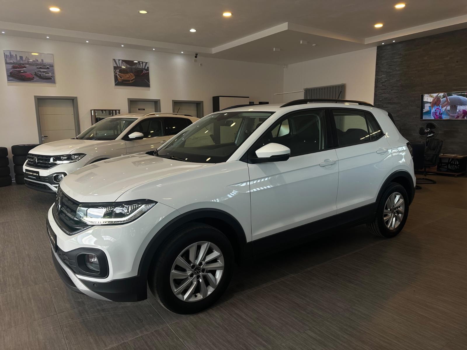 Volkswagen T-CROSS*1.0TSI*DSG*NAV*MATR*DIGI*KAM*ACC*DAB*1HA