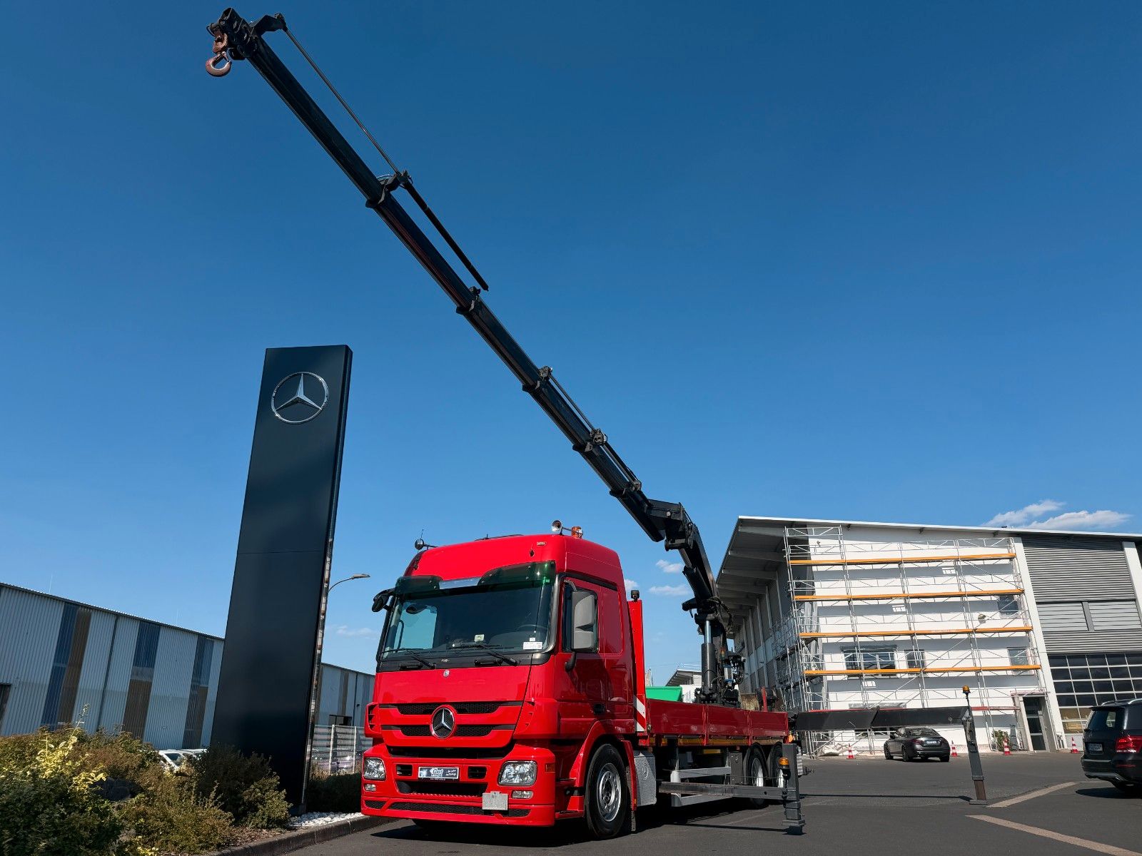 Fahrzeugabbildung Mercedes-Benz Actros 2644 L 6x4 MKG HLK 541 HP Funk Spitze