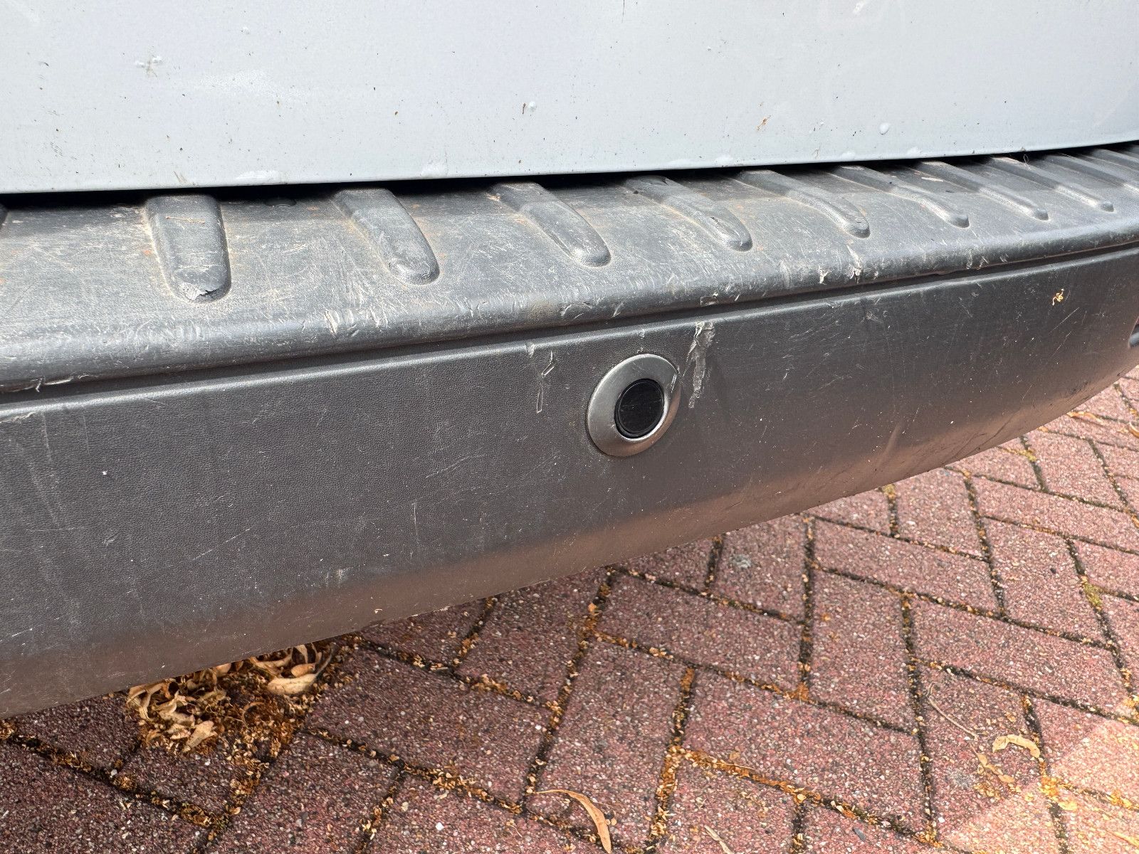 Fahrzeugabbildung Ford Transit Custom 2.2 TDCI HOCHDACH L2 H2 3-SITZER