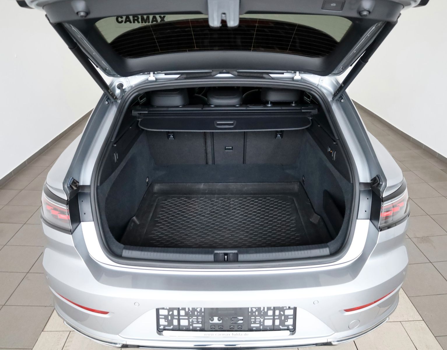 Fahrzeugabbildung Volkswagen Arteon SB R-LINE TLeder,Navi,LED,Panorama,el.AHK