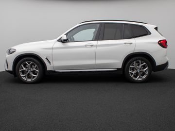 Fahrzeugabbildung BMW X3 xD20d Panoram Kamera DAB HiFi Komfort ACC 19"