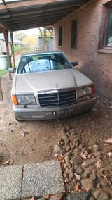 Mercedes-Benz 300SE 126 Mercedes - Mercedes-Benz 300 aus 1989: Se