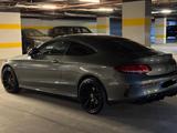 Mercedes-Benz C 300 Autom. - 4MATIC Coupe - Mercedes-Benz C 300: 4matic