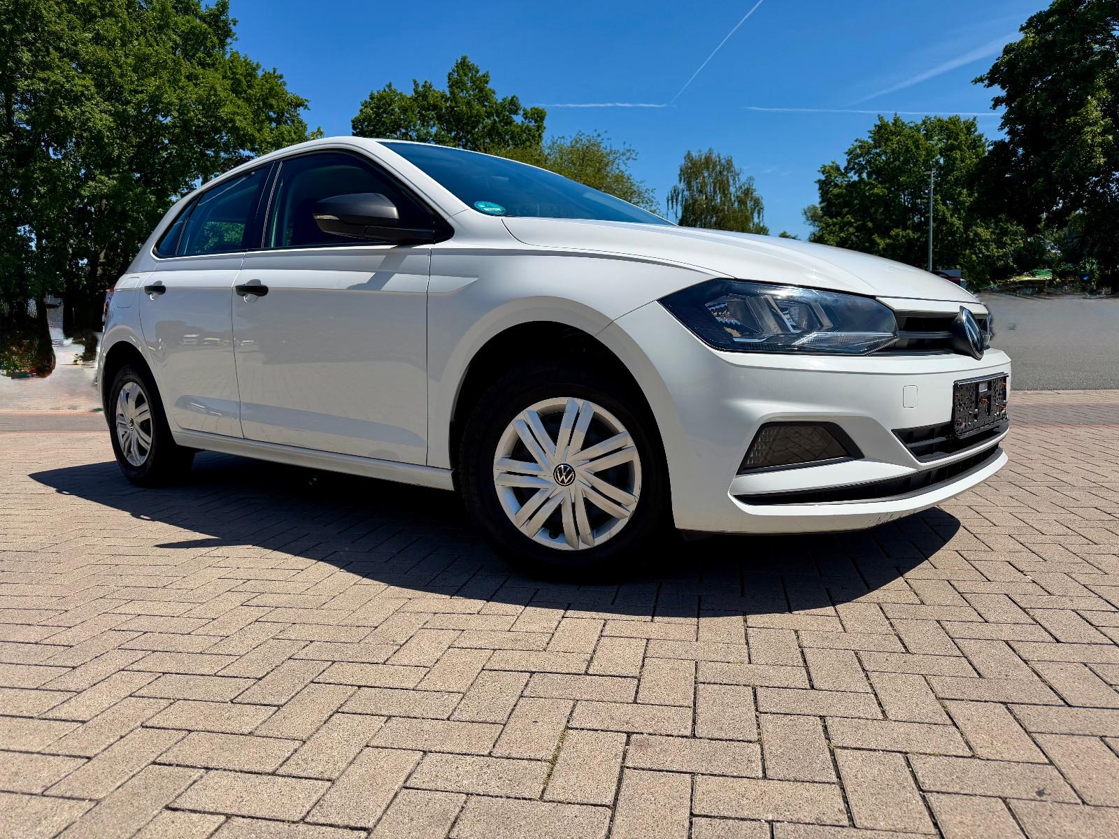 Volkswagen Polo VI Trendline MPI Klima Multifunktionslenkra