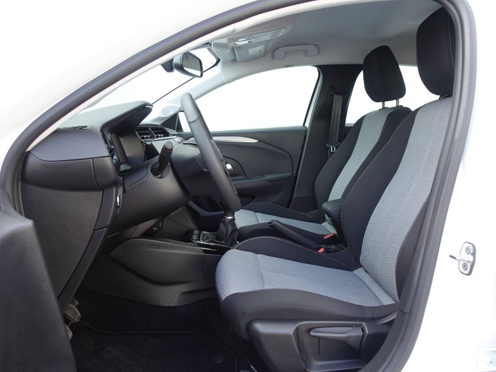 Fahrzeugabbildung Opel Corsa 1.2,Kamera,Sitz+Lenkradhzg,Allwetter,LED