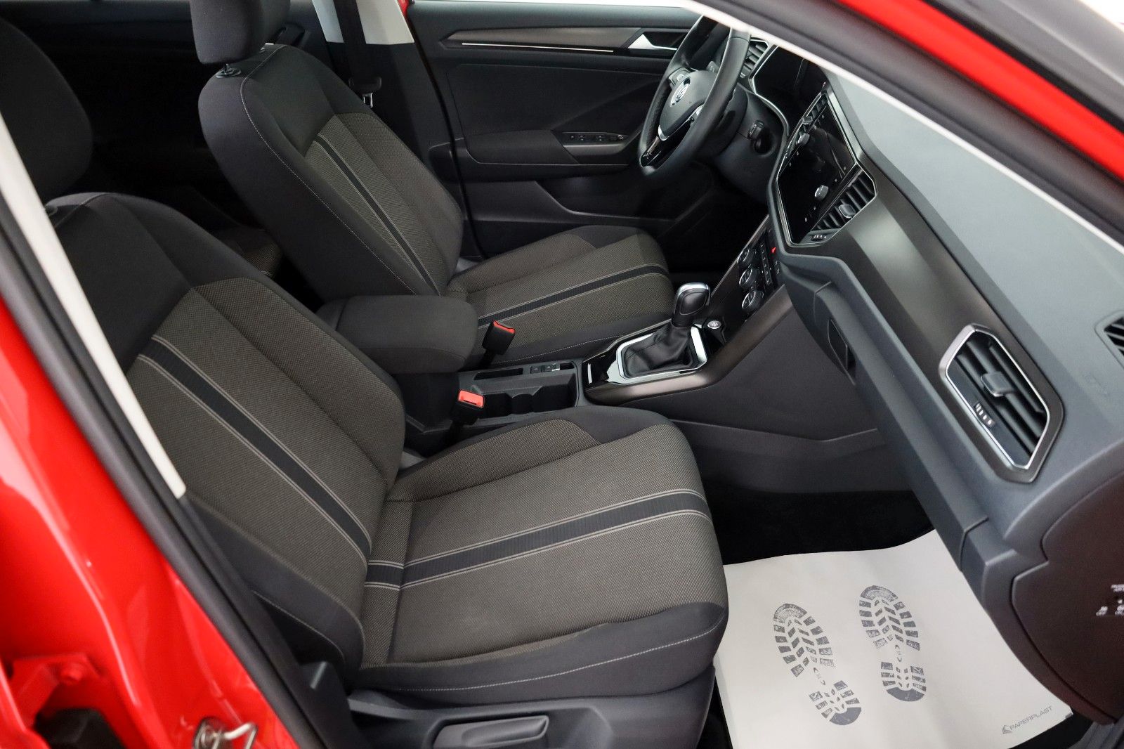 Fahrzeugabbildung Volkswagen T-Roc Style Navi,SH,PDC,ACC,AHK,SR+WR