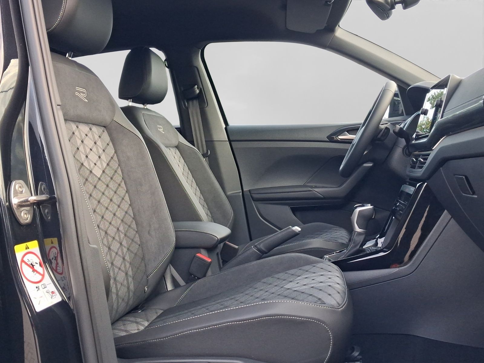 Volkswagen T-Cross 1.0 TSI DSG R-LINE BLACK LM18 MATRIX KAM foto 4