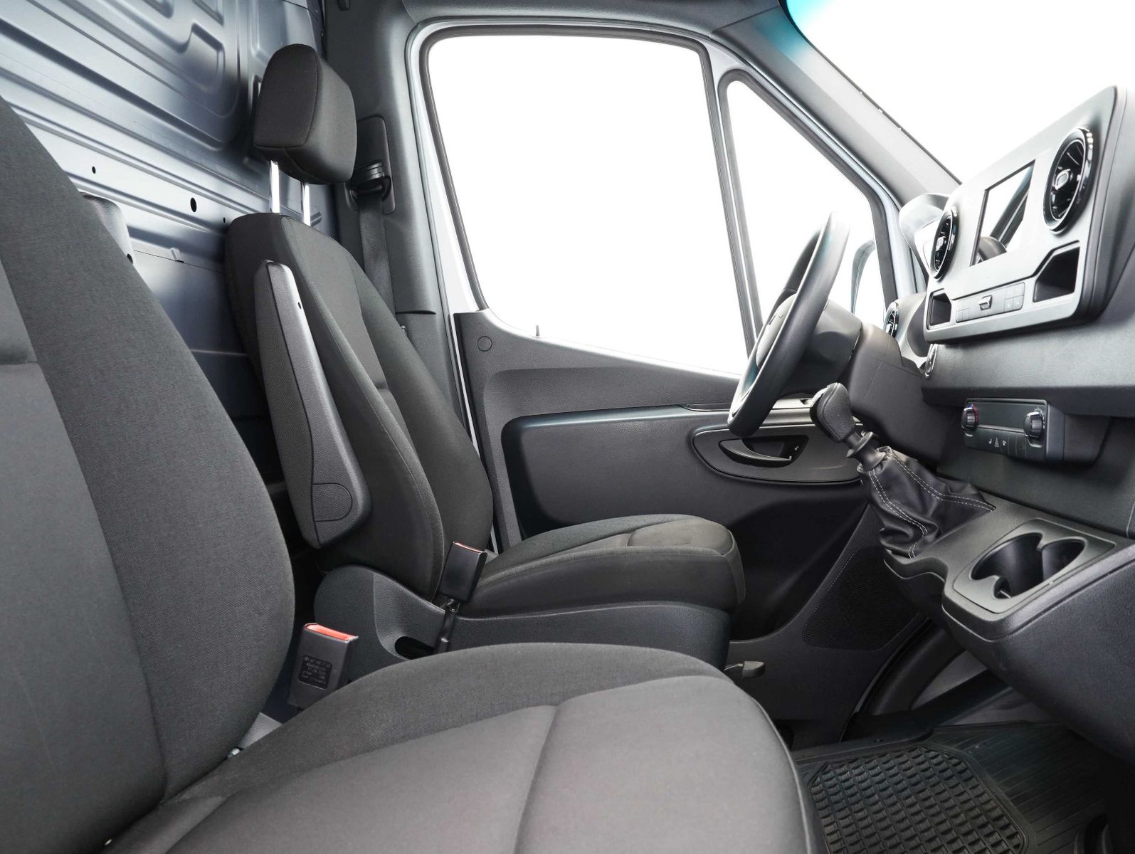 Fahrzeugabbildung Mercedes-Benz Sprinter III Kasten 311 CDI MAXI HOCH/LANG 4.325