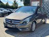 Mercedes-Benz B 200 Aut. Navi Xenon Pano - Mercedes-Benz B 200 in Bremen