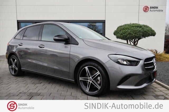 Mercedes-Benz B 220