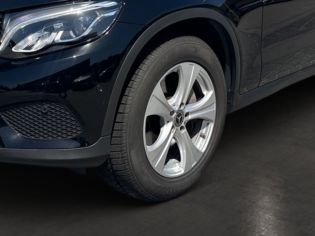 Fahrzeugabbildung Mercedes-Benz GLC 250 4M LUXURY LED SHZ Tempomat KAM CD