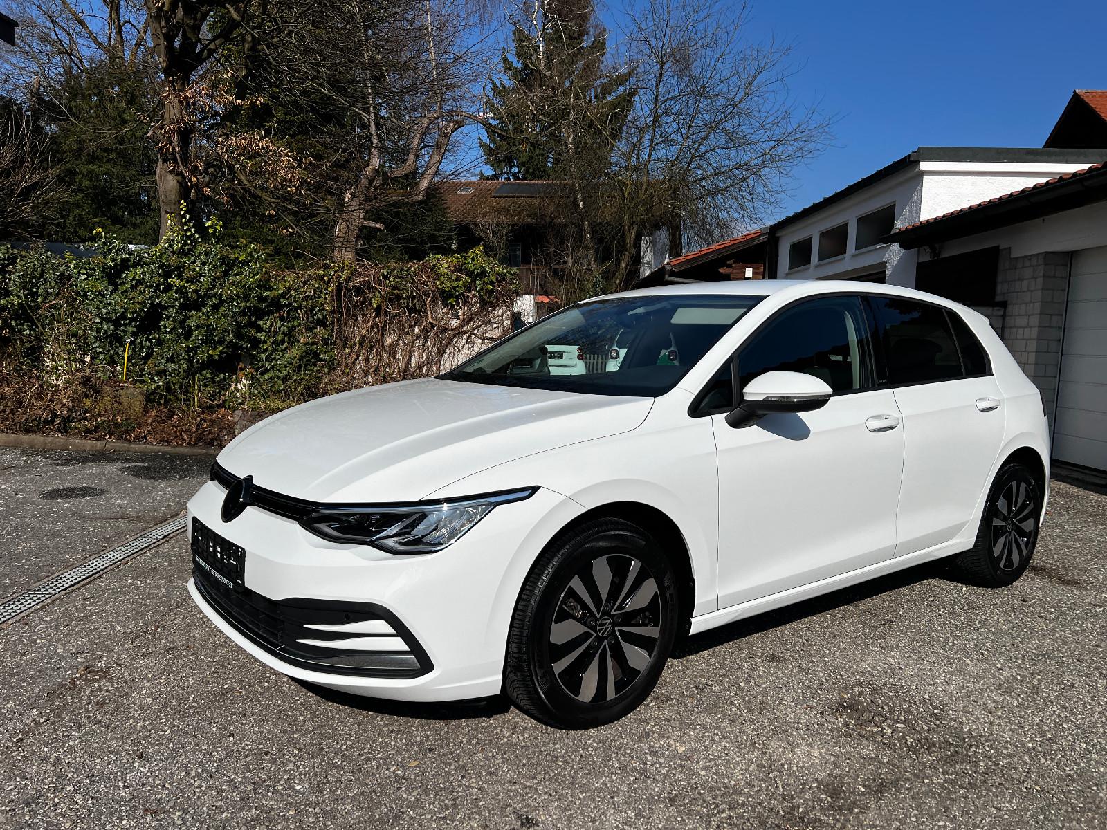 Volkswagen Golf VIII Move eTSI DSG dt. Fzg. ACC LED S-Heft