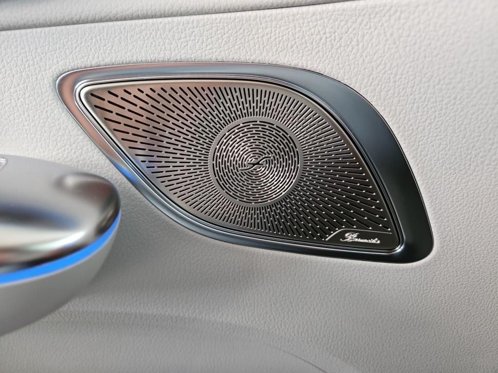 Fahrzeugabbildung Mercedes-Benz EQE 300 Avantg. Sitzklima Burm.3D Memo 360° LED