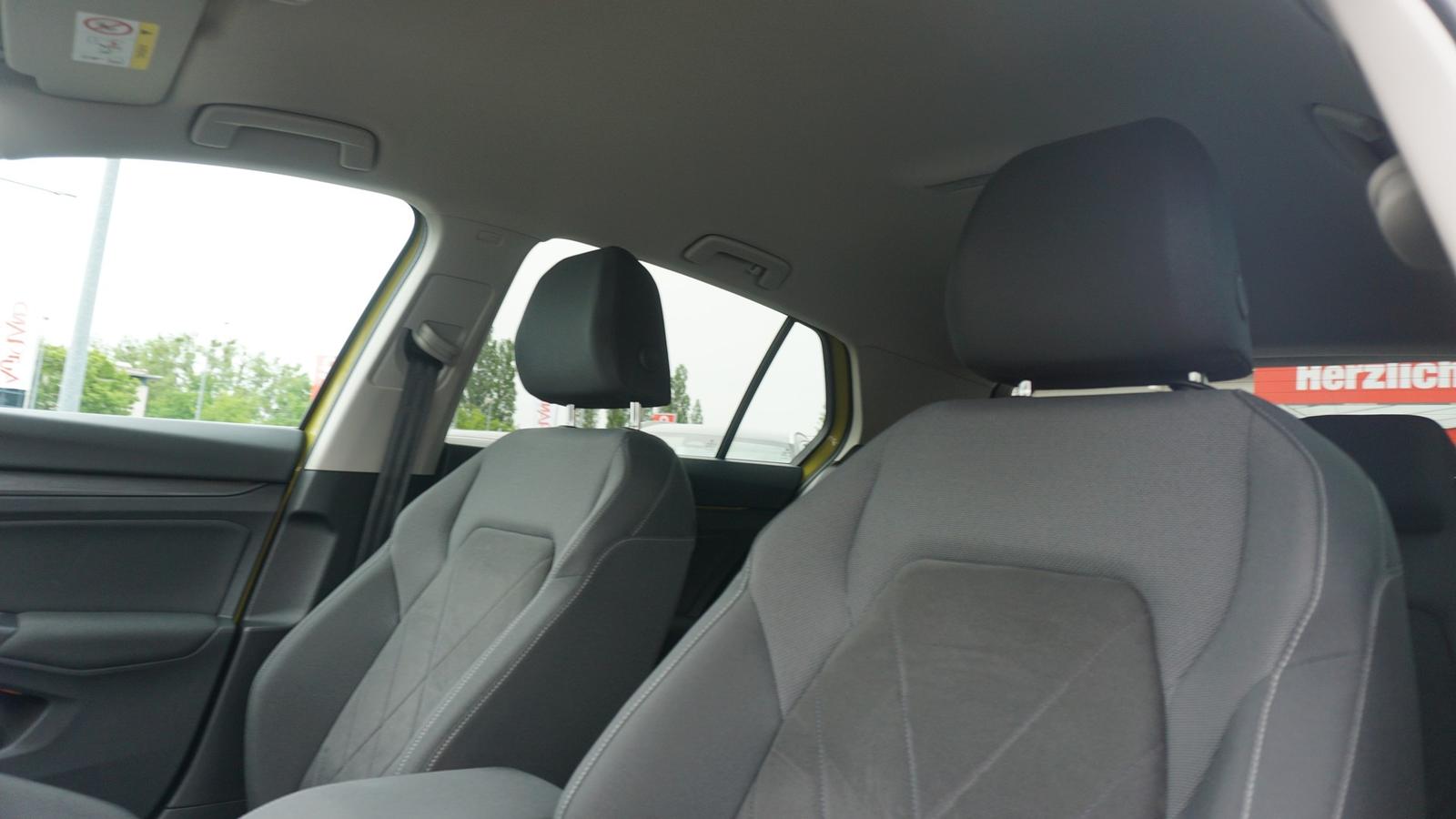 Volkswagen Golf VIII 1.5 eTSI DSG Style LED Navi ACC Kamera, миниатюра 11