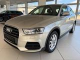 Audi Q3 1.Hand/ AUTOMATIK/ Xenon/ TÜV neu - silberne Audi Q3