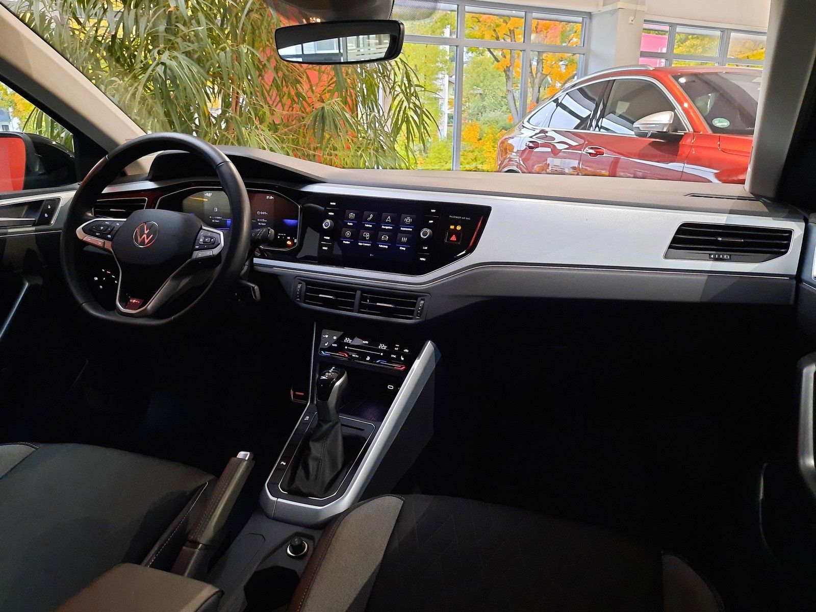 Fahrzeugabbildung Volkswagen Taigo Goal TSI DSG *AHK*Navi*Cam*