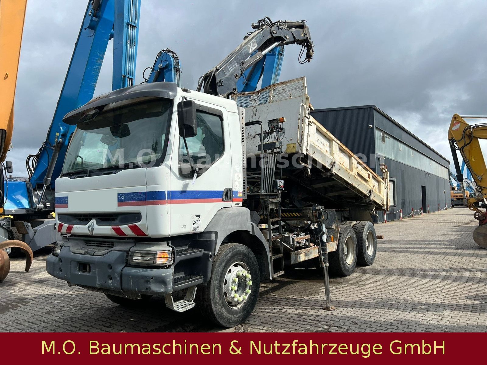 Fahrzeugabbildung Renault Kerax 320  dci/ AC / 6x4 / Hiab Kran / Bordmatik