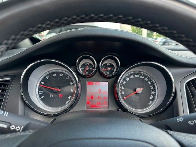 Fahrzeugabbildung Opel Cascada Innovation 1.6l 200PS Navi/PDC!