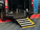 Citroën Berlingo Behindertengerecht-Rampe 4+1 - Citroën mit Diesel-Antrieb