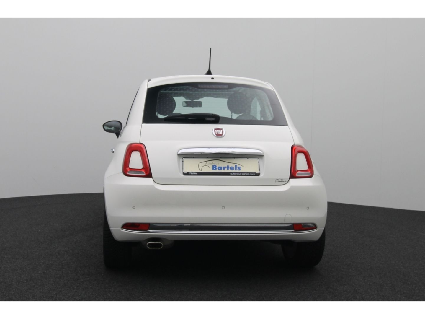 Fahrzeugabbildung Fiat 500 1.2 Lounge AppleCP, Einparkhilfe, Klimaautom